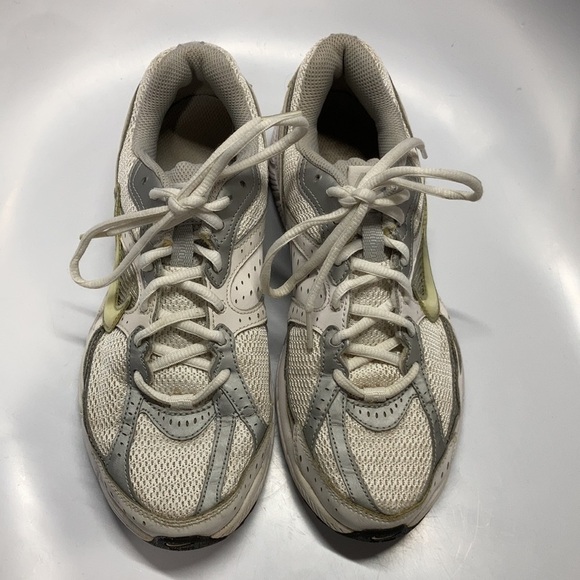 Nike Running Dart 7 sneakers size 9 - Picture 2 of 8